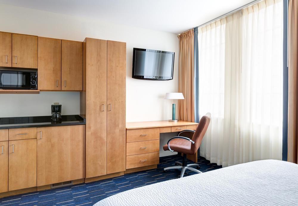 By Marriott Center 3* Philadelphia
